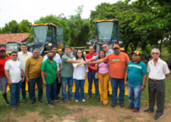 Prefeitura de Timon beneficia produtores rurais com novas máquinas e sementes