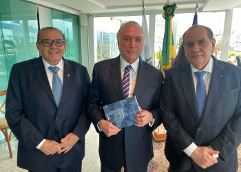 Valdeci Cavalcante participa de almoço com Michel Temer na CNC