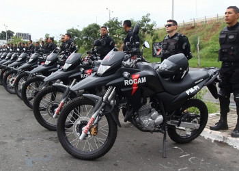 Equipes da PM-PI ganham reforço com patrulhamento de motos e bicicletas