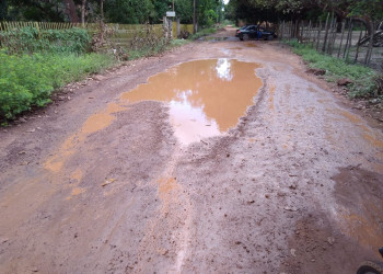 Moradores reclamam de má condição de estrada na Cacimba Velha e cobram Prefeitura