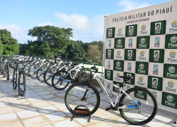 Governo entrega 45 bicicletas para Polícia Militar fazer patrulhamento em Teresina