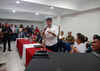Rafael fala sobre diminuir desigualdade social em encontro do PT em Teresina