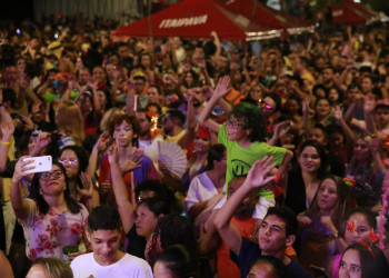 Shows gratuitos garantem a alegria dos foliões em vários bairros de Teresina