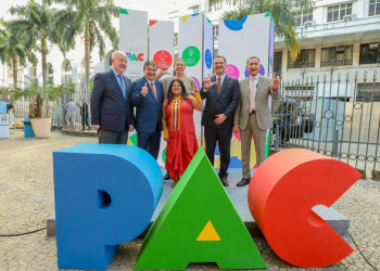 Ao lado de Lula, ministro Wellington anuncia R$ 56,5 bilhões do PAC para o Piauí