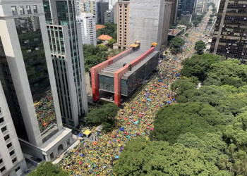 Ato na Avenida Paulista reúne apoiadores de Bolsonaro