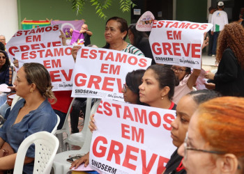 Professores municipal de Teresina acionam Ministério Público por reajuste