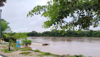 Corpo de homem é encontrado boiando no rio Parnaíba, em Teresina
