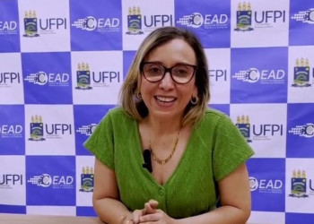 Candidata a reitora da UFPI, Lívia Nery propõe ampliação de auxílio estudantil