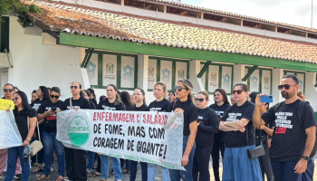 Prefeitura nega aumento há 20 anos e enfermeiros param atendimento no Litoral do Piauí