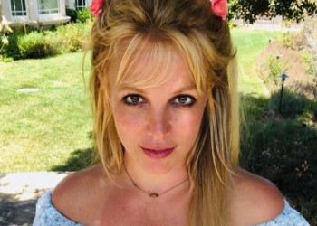 Surpresa! Britney Spears anuncia gravidez de forma inesperada
