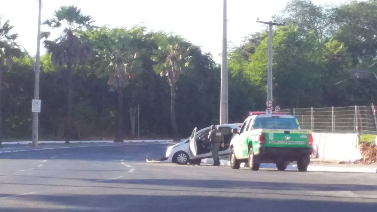 Acidente de trânsito na Avenida Marechal Castelo Branco em Teresina