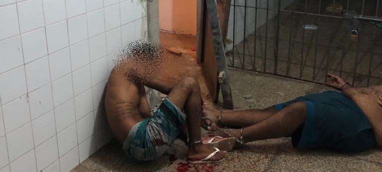 Presos com Covid atacam policiais penais com foice em tentativa de fuga no Piauí