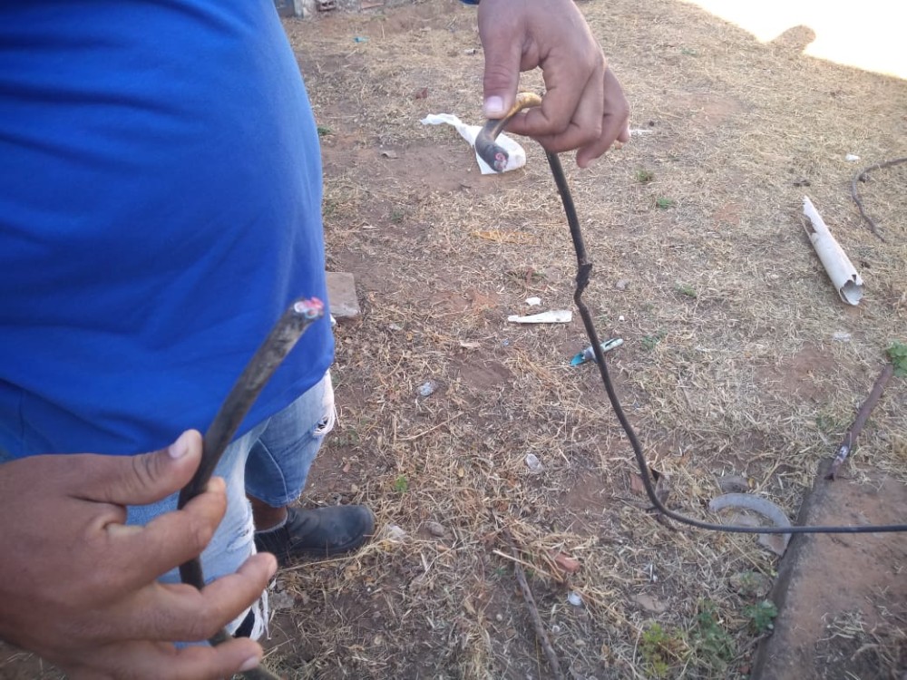 Vândalos cortam cabo de energia e deixam dois bairros sem água em Oeiras
