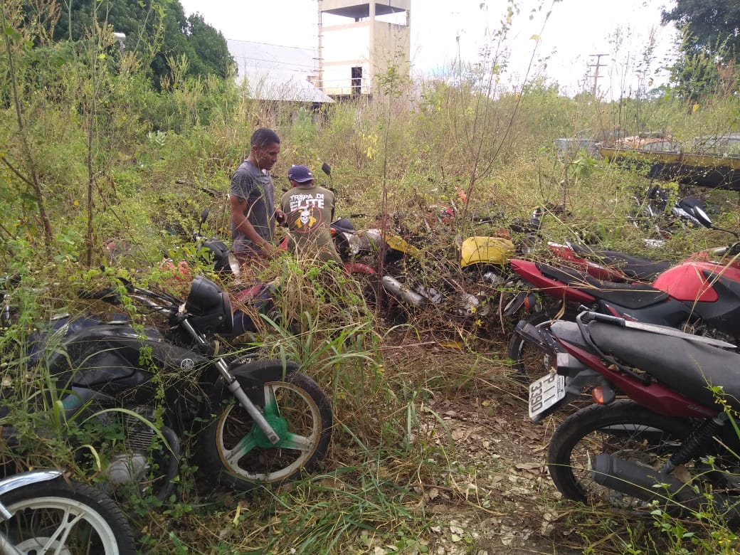 Depósito de motocicletas apreendidas pela polícia do Piauí