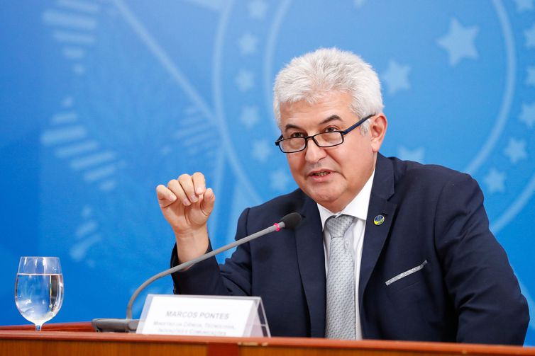 Ministro da Ciência, Tecnologia, Inovações e Comunicações - Marcos Pontes. 