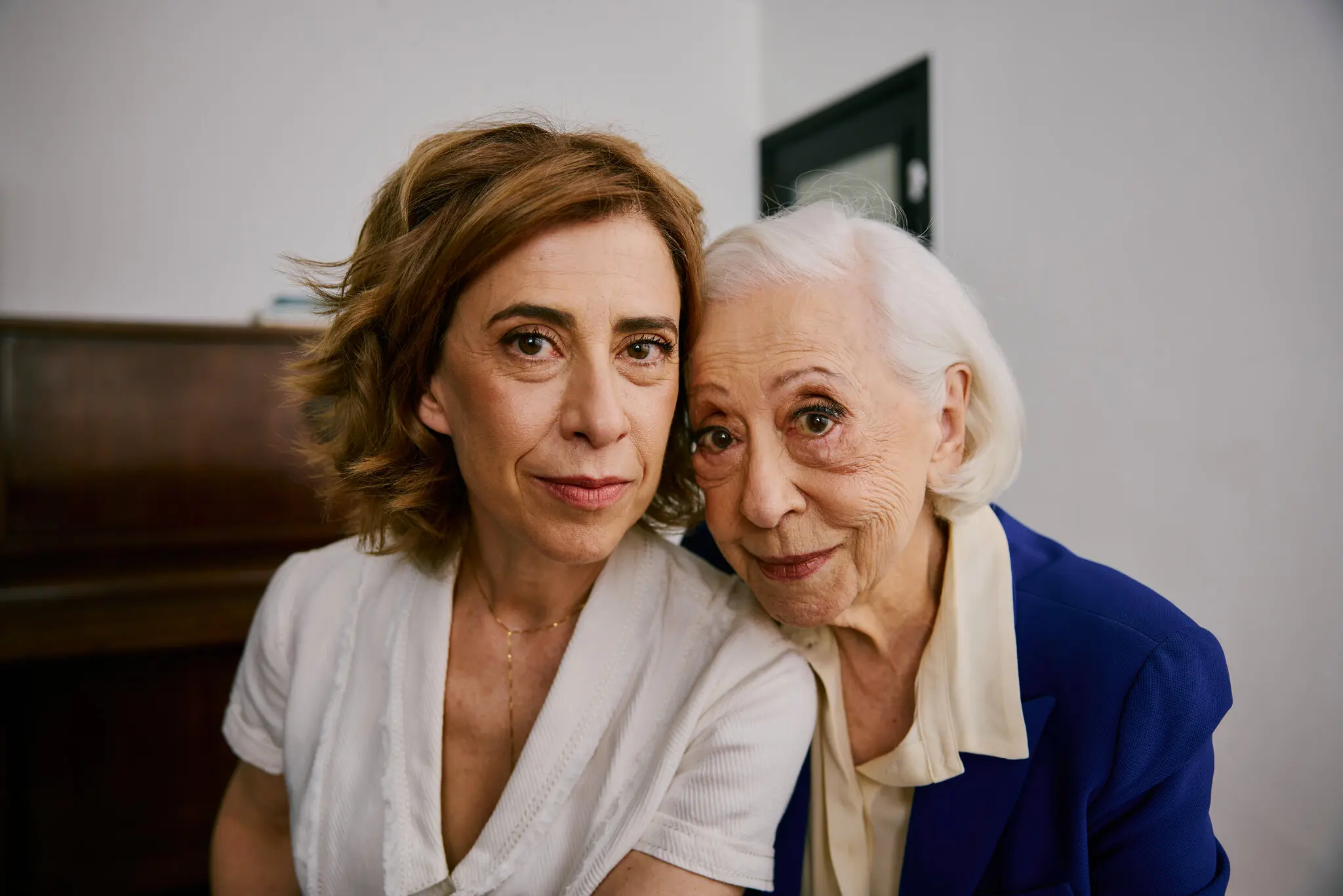 Fernanda Torres e Fernanda Montenegro serão premiadas com o Diploma Bertha Lutz