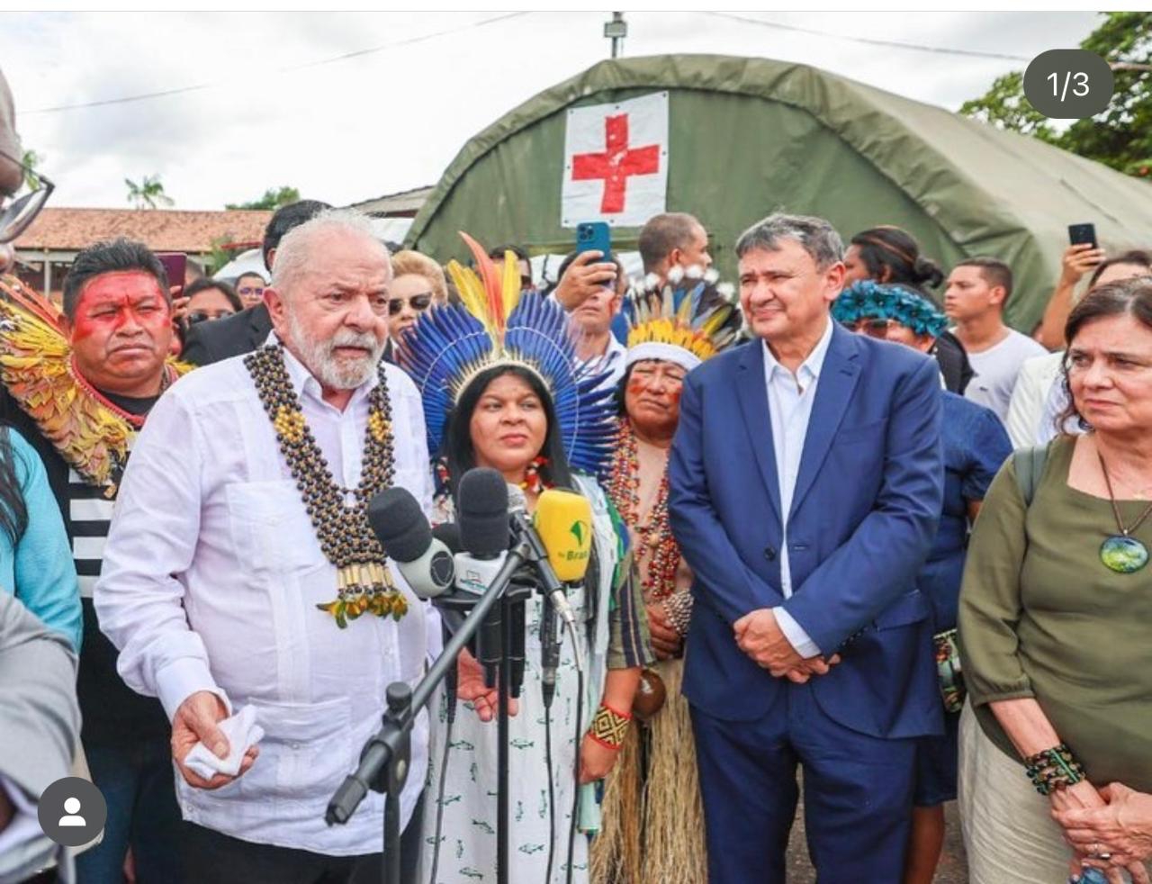 Wellington Dias acompanha Lula em visita à comunidade Yanomani