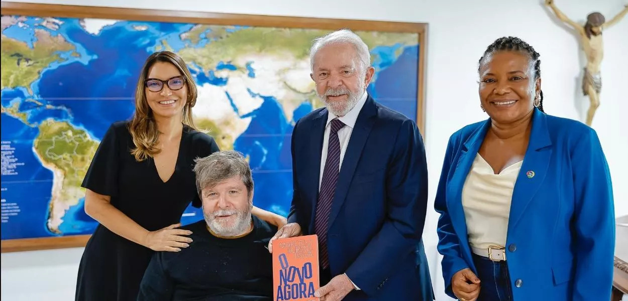 Janja, Marcelo Rubens Paiva, Lula e Margareth Menezes