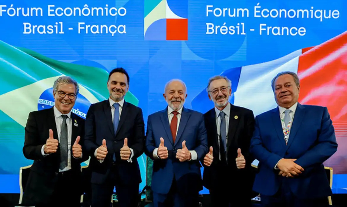 Presidente Luiz Inácio Lula da Silva e empresários