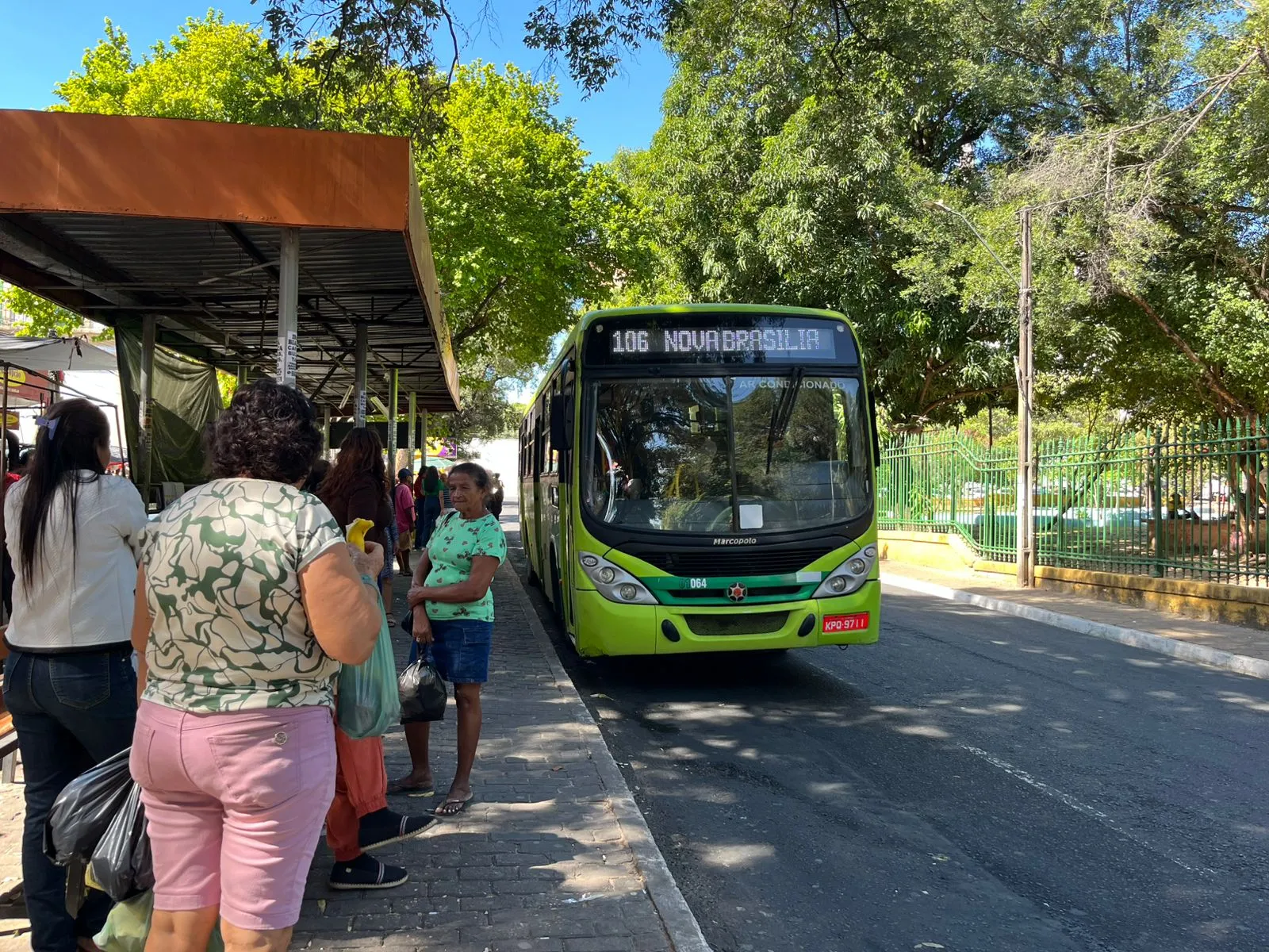 Transporte coletivo no terminal praça da Bandeira, Centro de Teresina