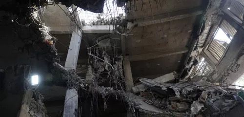 Impacto de um ataque israelense à prisão de Evin, ocorrido em 23 de junho, após o cessar-fogo entre Israel e o Irã, em Teerã, Irã, 29 de junho de 2025