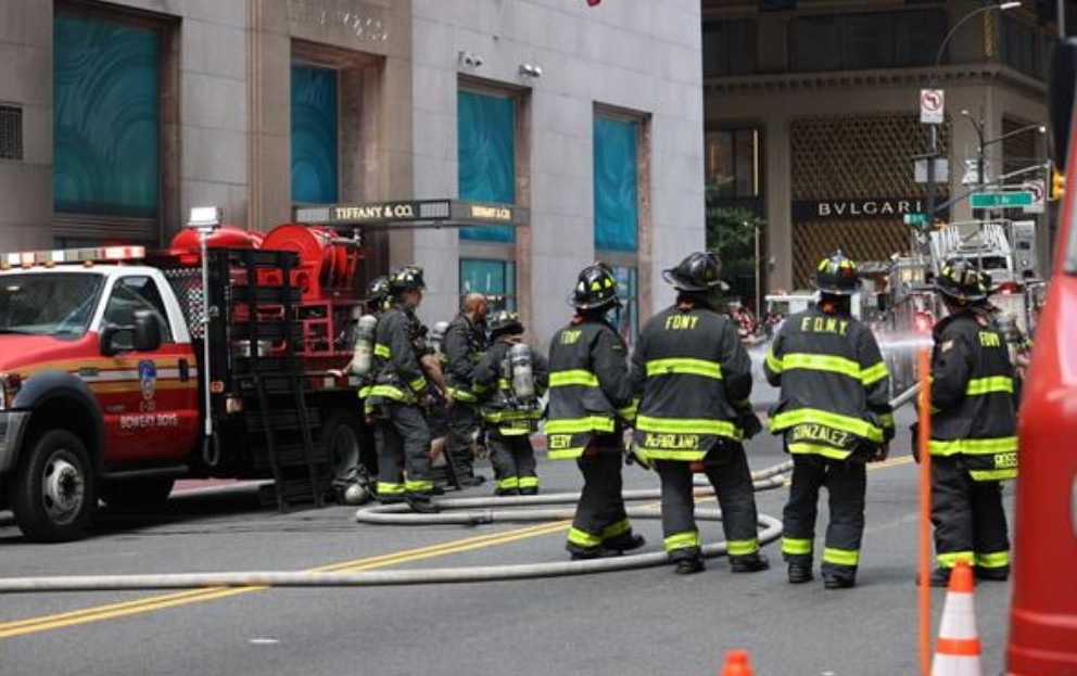 Os bombeiros de NY foram acionados logo após o tremor