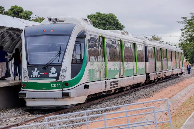 Novos veículos devem reforçar transporte público da capital