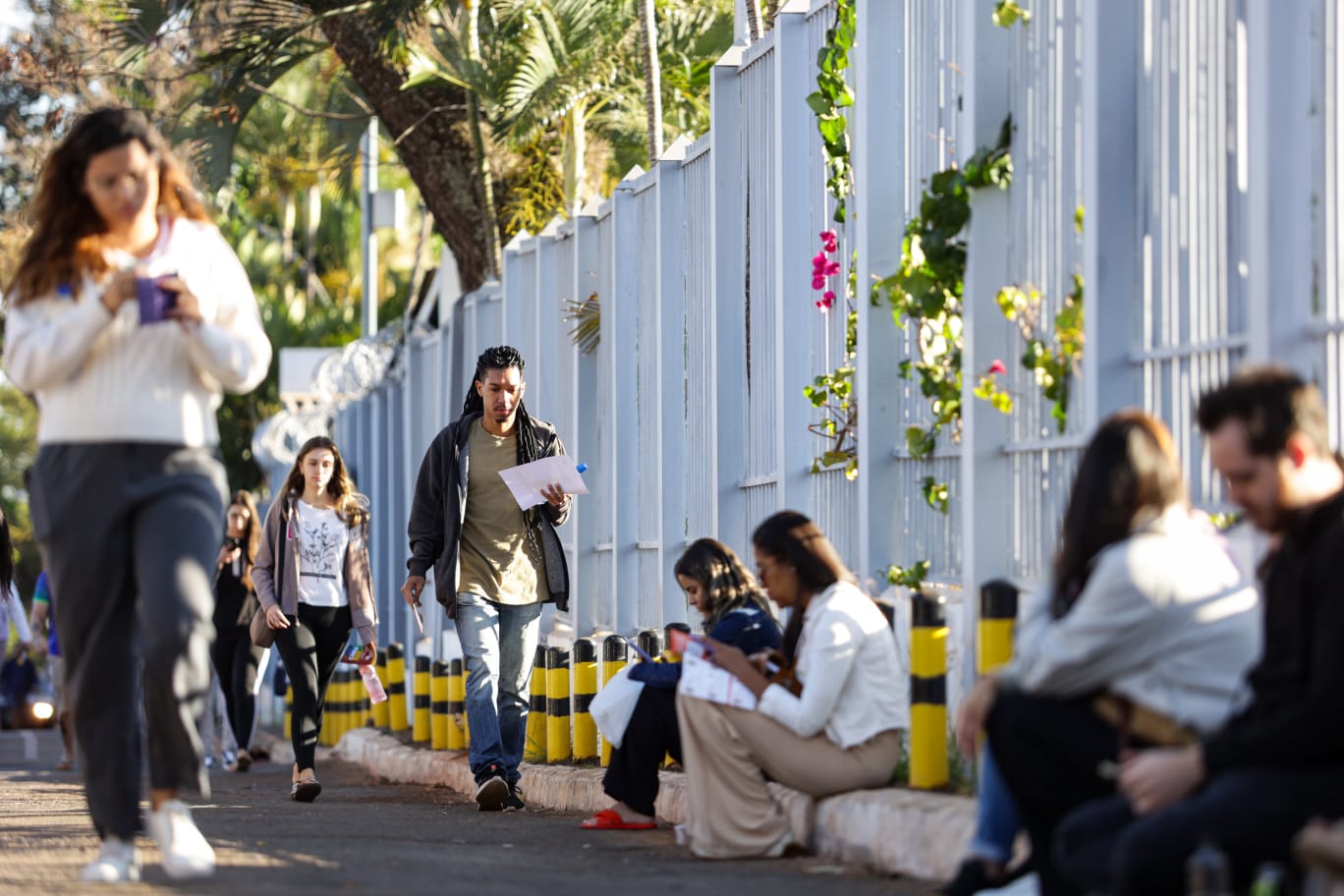 Candidatos fazem provas do Concurso Nacional Unificado (CNU) 2025 em Teresina; quase metade dos inscritos no Piauí não compareceu