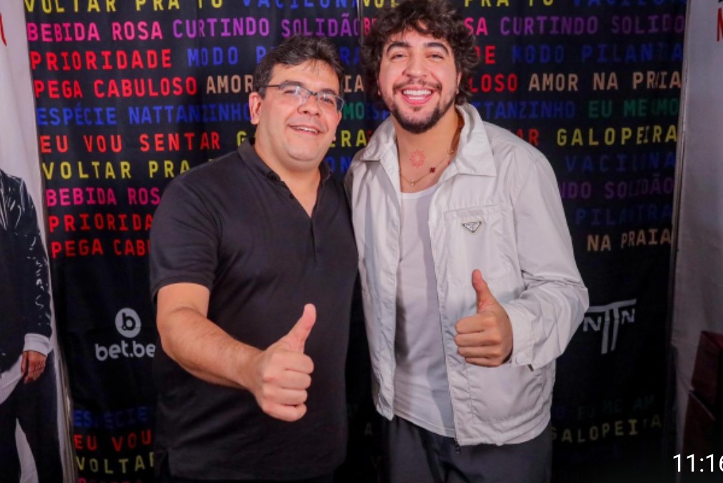 Rafael Fonteles e Nattanzinho no show em Parnaíba