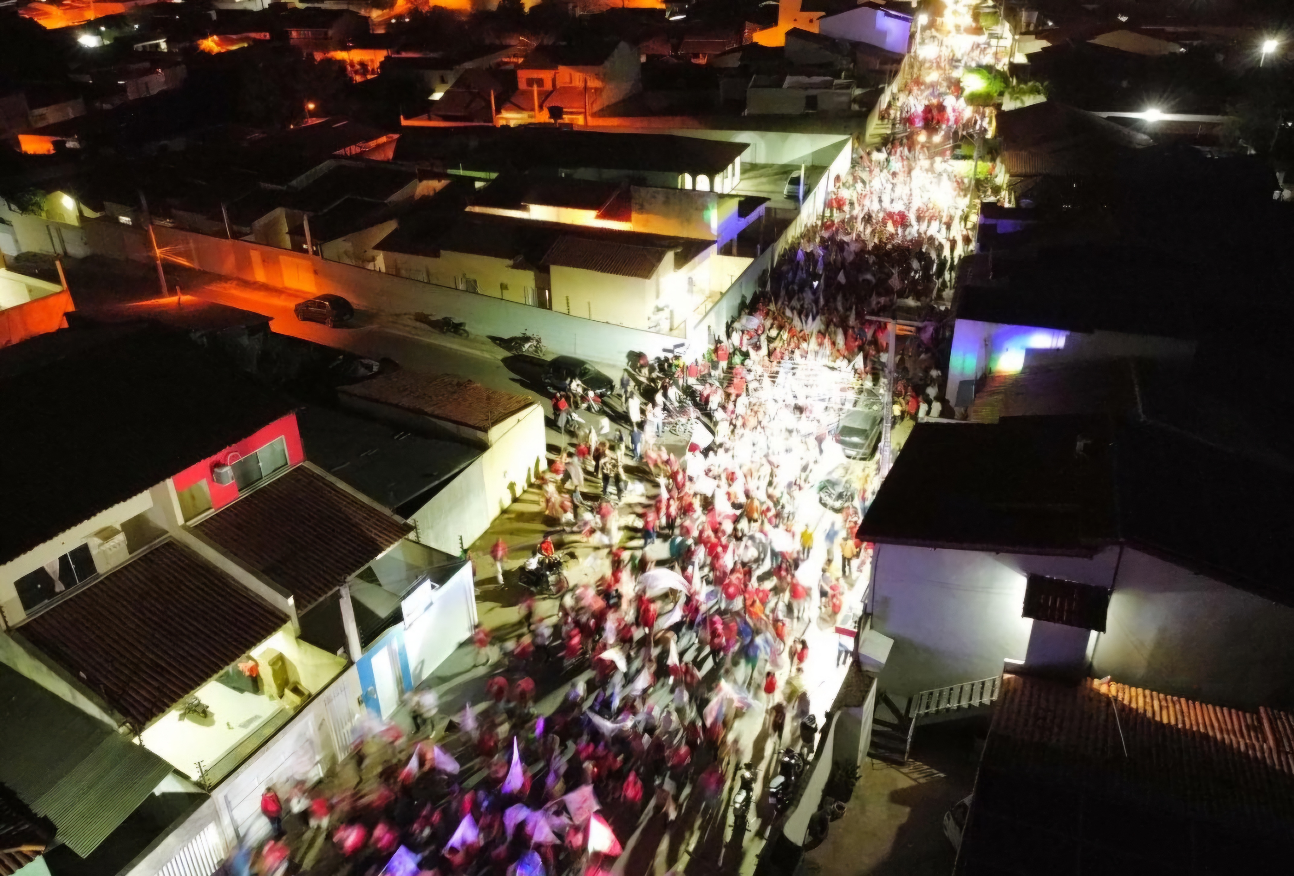 Multidão no Arrastão do 13 em São Raimundo Nonato