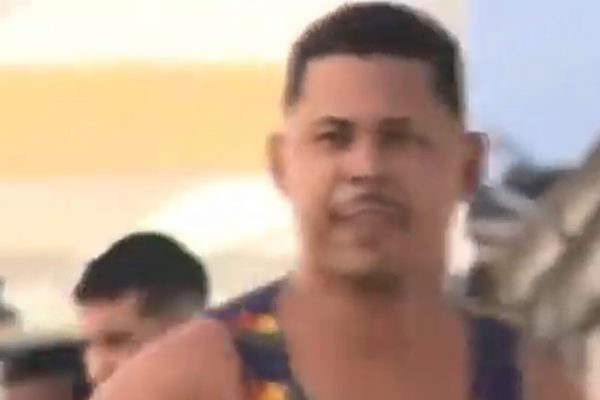 Homem que pensava em feminicídio