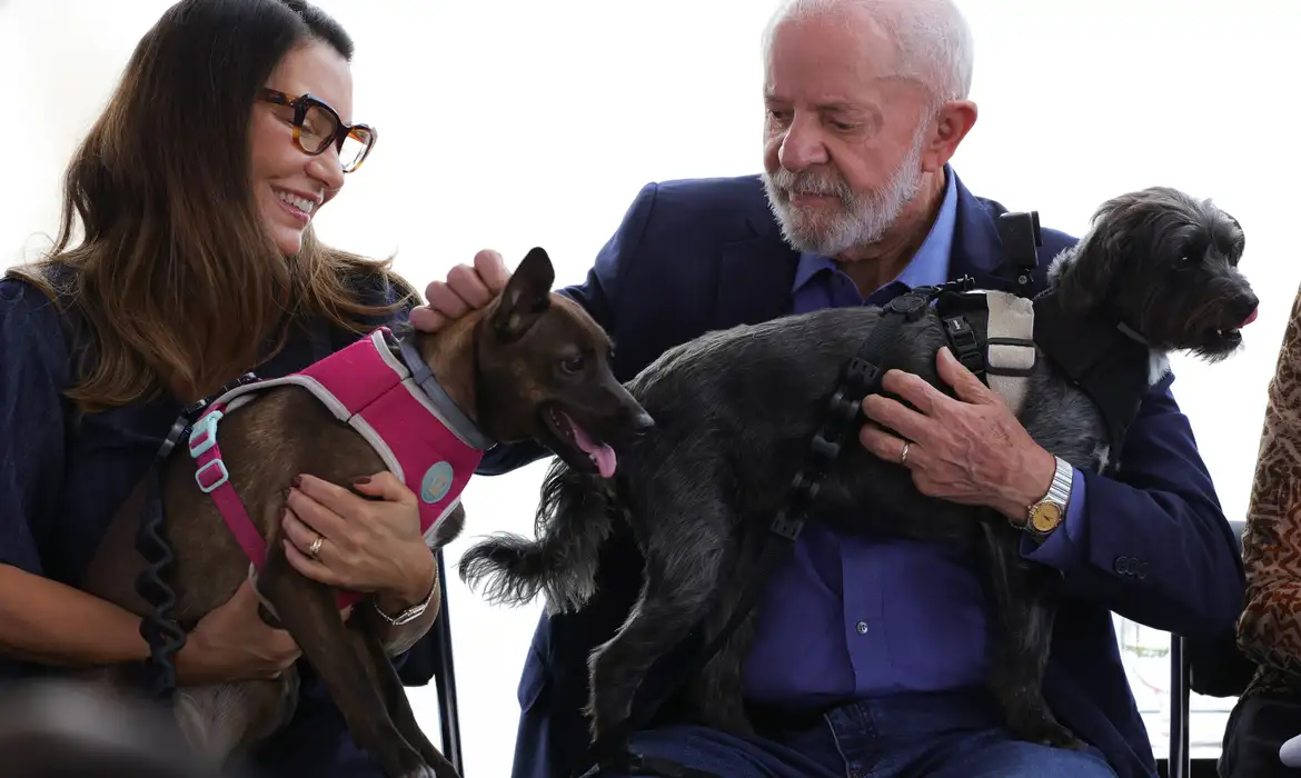 Presidente Luiz Inácio Lula da Silva e a primeira-dama Rosângela Lula da Silva