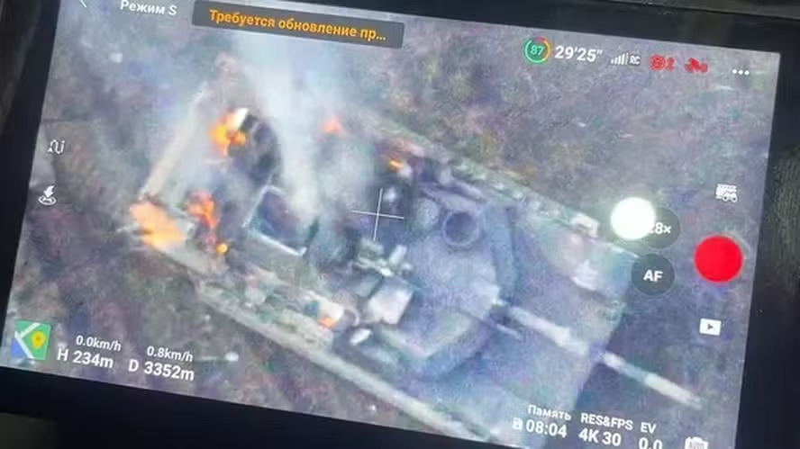 Tanque Abrams foi destruído por um drone russo a 700 quilômetros de Kiev, capital da Ucrânia