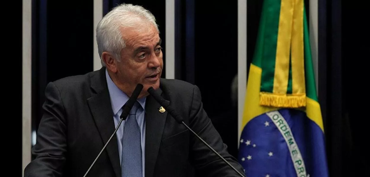 Presidente da CCJ do Senado, Otto Alencar afirma que não pautará proposta que beneficie Jair Bolsonaro e aliados