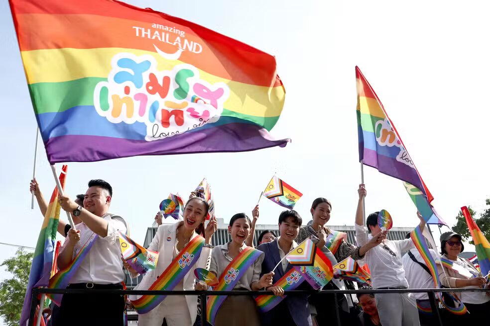 Aprovação do projeto de lei de igualdade no casamento na Tailândia