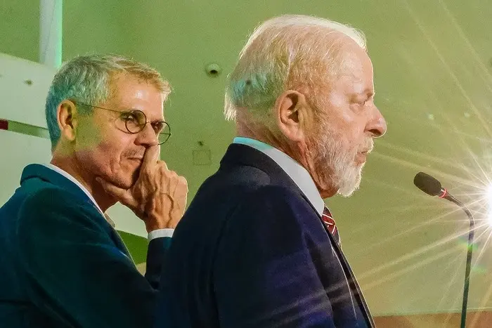 O ministro da Secretaria de Comunicação Social (Secom), Sidônio Palmeira, e o presidente Lula (PT)