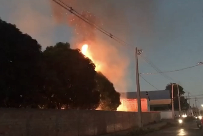 Fiação se rompe e provoca incêndio na zona Leste de Teresina