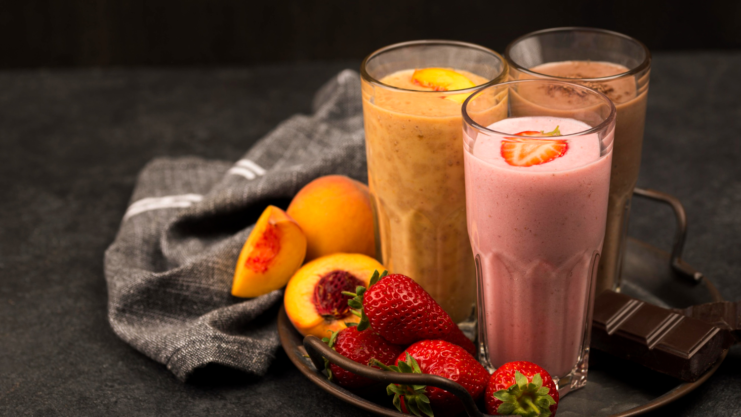 7 receitas refrescantes de smoothie de frutas que são super fáceis