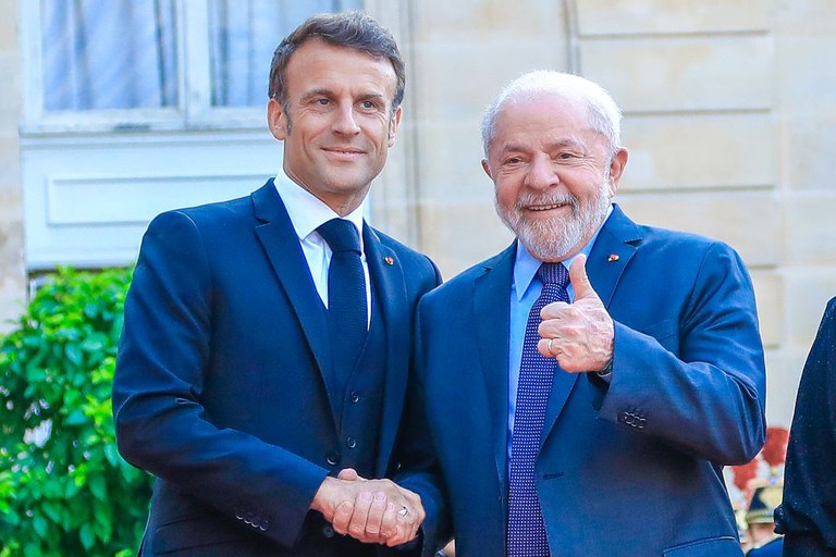 O presidente da França, Emmanuel Macron, e o presidente Lula