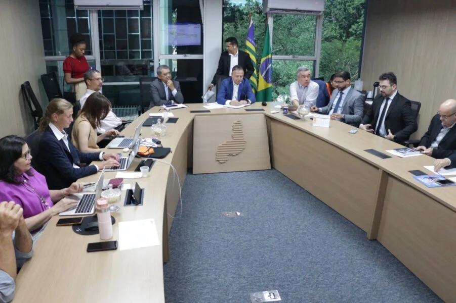 Técnicos do BID e representantes do governo discutem ações para modernizar gestão fiscal do Estado