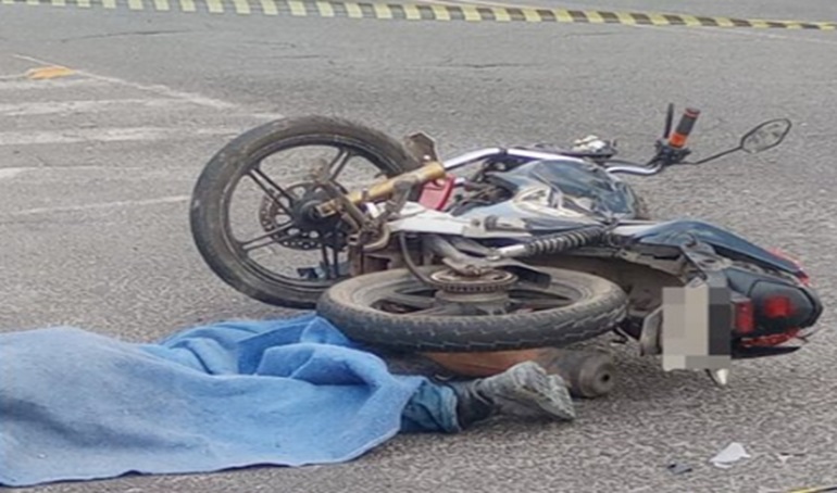 Motociclista morre atropelado por carro no bairro São Cristóvão