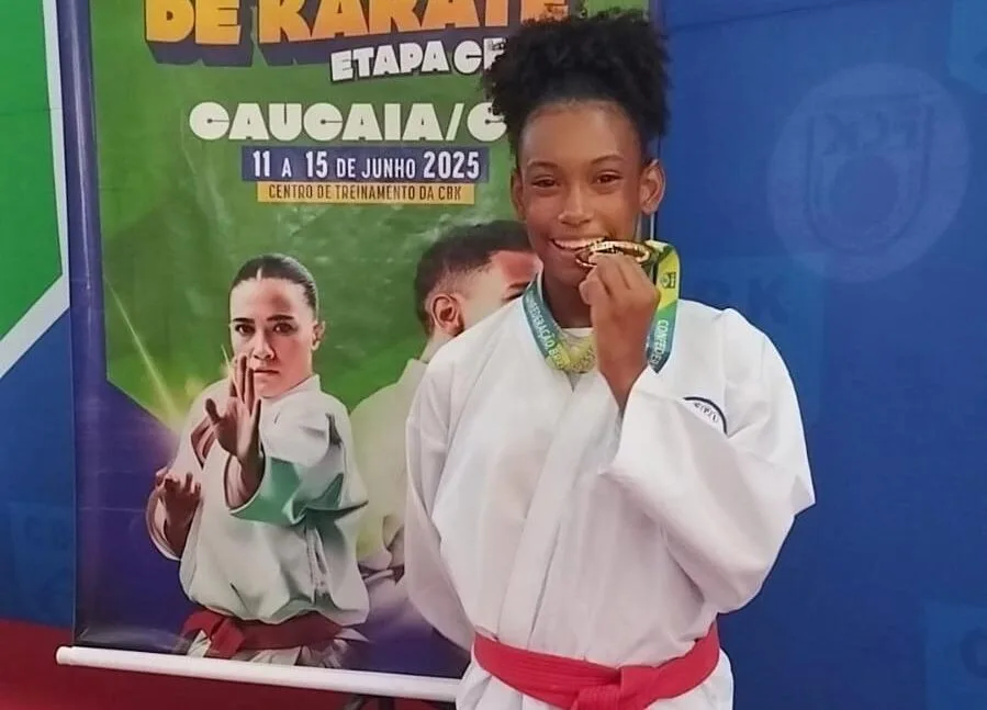 Amanda Raquel Pereira conquista ouro e vai para a final do Campeonato Brasileiro de Karatê