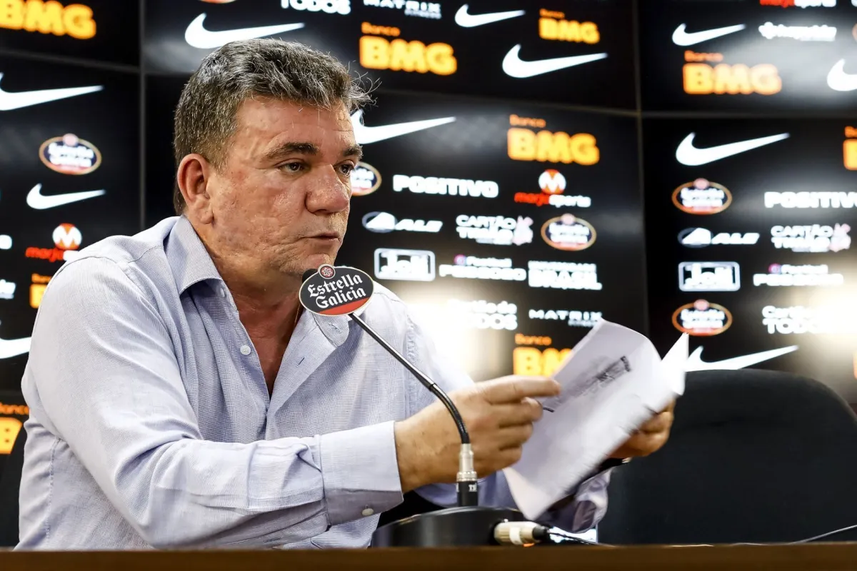 Andrés Sanchez é acusado de usar o cartão corporativo do Corinthians para gastos pessoais durante seu mandato em 2020