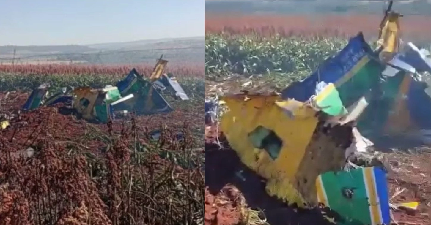 Avião da Esquadrilha da Fumaça ficou destruído após cair em São Paulo