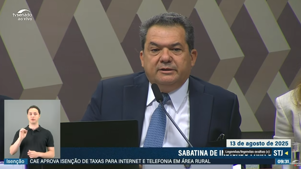 Desembargador Carlos Brandão durante sabatina do Senado Federal