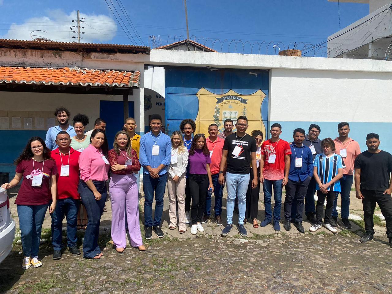 Conselho das juventude do Piauí visita penitenciária de Parnaíba