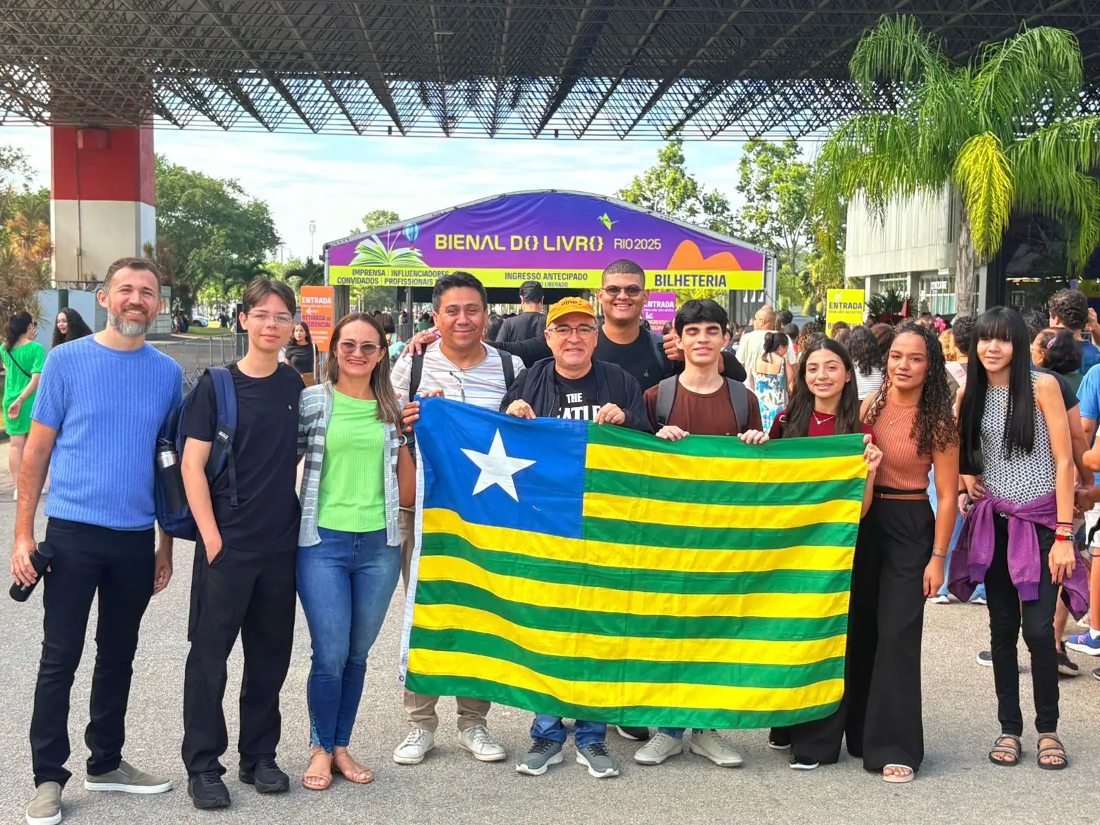 Estudantes da rede estadual do Piauí participaram da Bienal do Livro Rio 2025