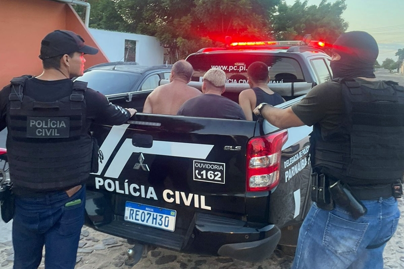 Família presa durante operação em bairro localizado na cidade de Parnaíba