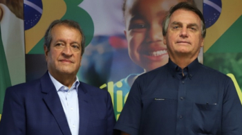 Ex-presidente está proibido de ter contato com Valdemar Costa Neto e Braga Netto