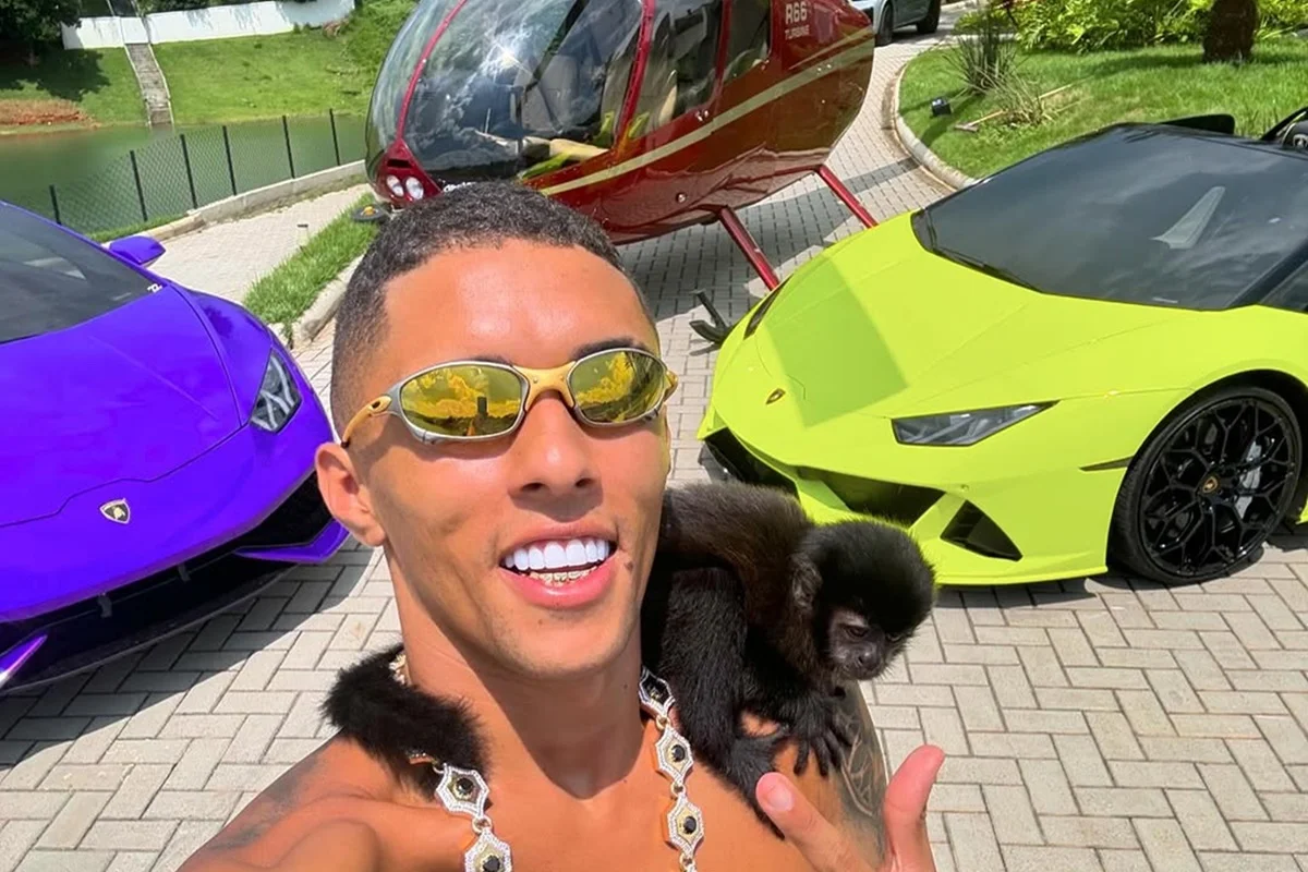 Influenciador digital Bruno Alexssander Souza Silva, conhecido nas redes sociais como Buzeira